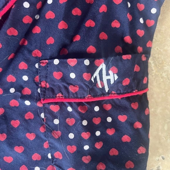 Tommy Hilfiger Valentine Day Pajama Set Large elastic waist short sleeve SOFT. - Picture 8 of 9